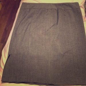 Gray pencil skirt